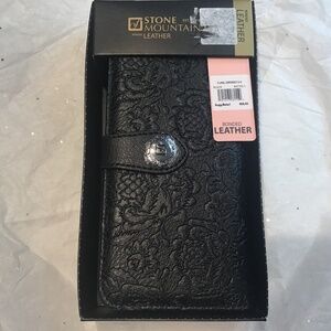 Women’s Wallet Bonded Leather, Black, Imprinted, Ornate, Silver Hardware